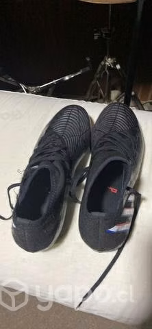 Botas De Futbol Adidas Predator