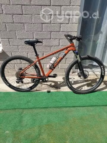 Bicicleta Kona Cinder Cone 27.5", año 2017