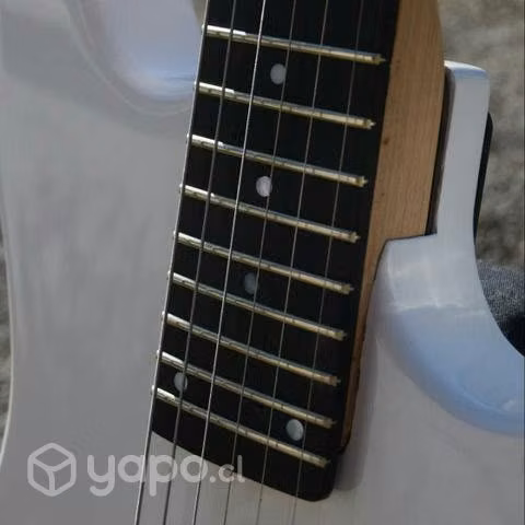 Guitarra electrica fabricada a mano
