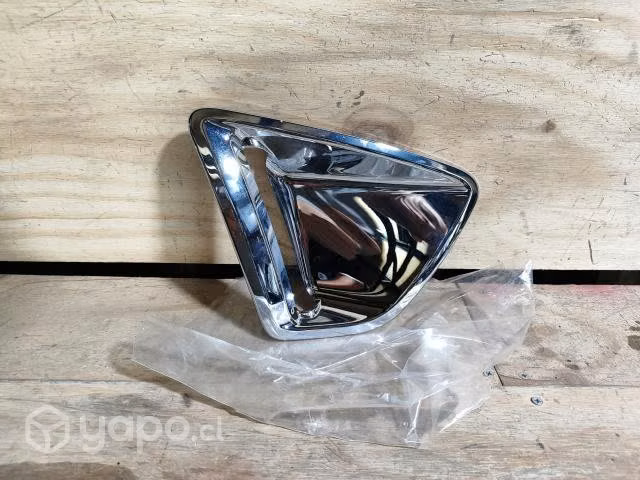 Tapa neblinero Ford Fiesta 2011 2013 /m01jrgd