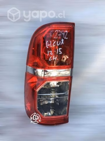 Foco trasero lh toyota hilux 2012-2015