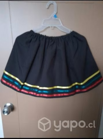 Faldas bailes típicos de niña