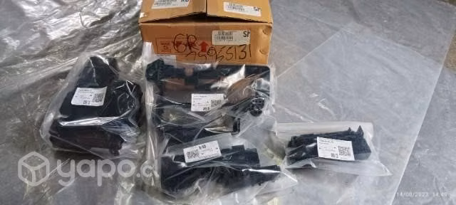 Base caja fusibles de L-200 work año 2021
