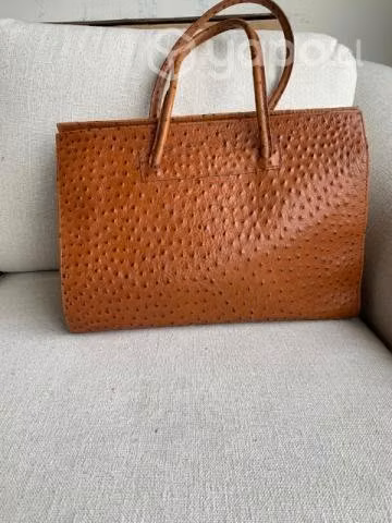 Cartera de cuero