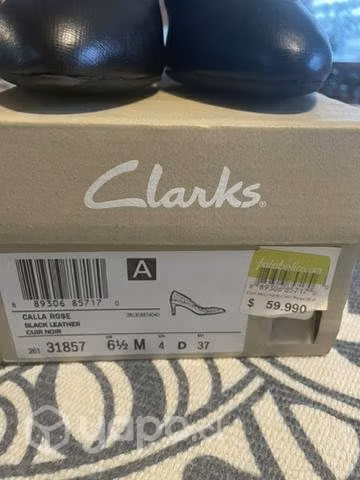 Zapatos clarks nuevos