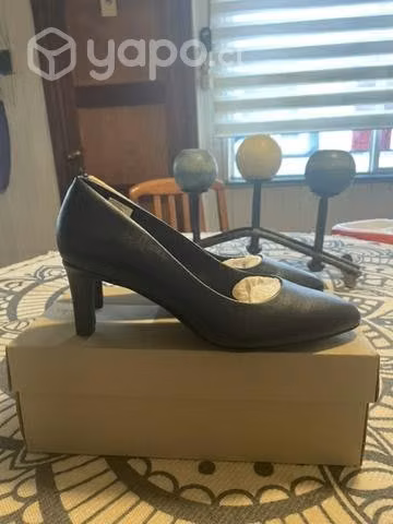 Zapatos clarks nuevos