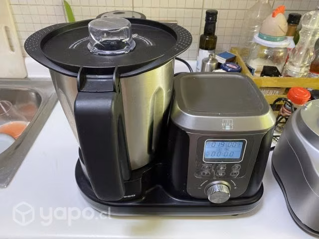 Robot de Cocina Magefesa en impecable estado