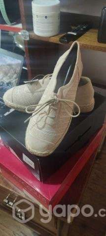 Zapato tipo alpargata