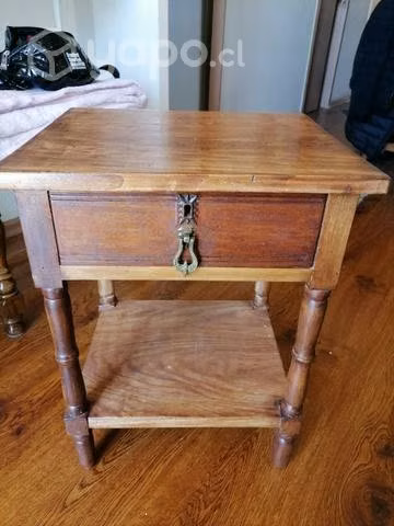 Velador antiguo madera 53 cm, alto