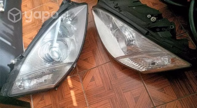 Focos delanteros Mercedes Benz W221