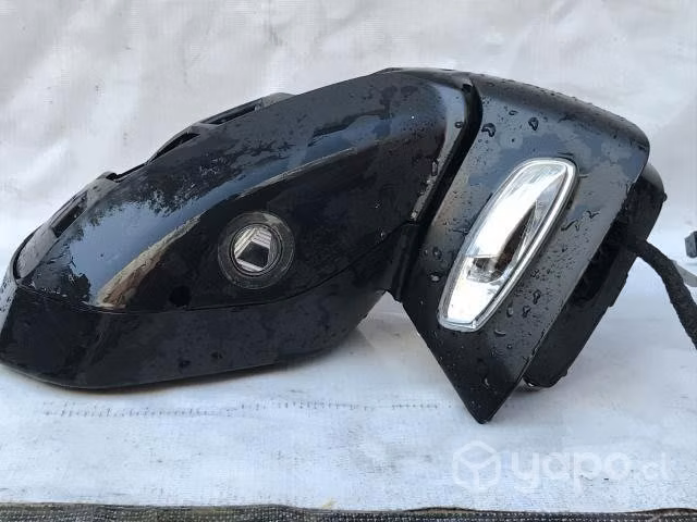 Retrovisor derecho Peugeot 3008