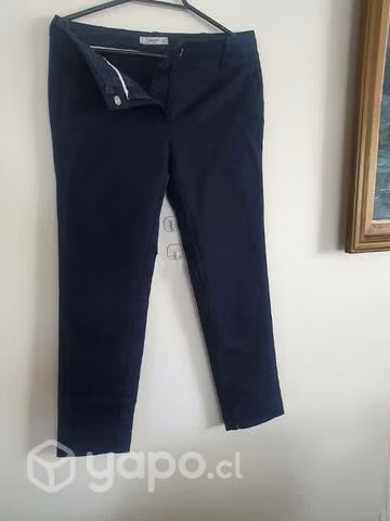 Pantalones talla 40 , buen estado y de buena marca