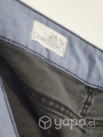 Pantalones talla 40 , buen estado y de buena marca