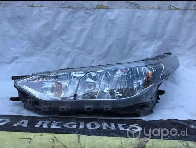 Optico izquierdo Toyota Yaris