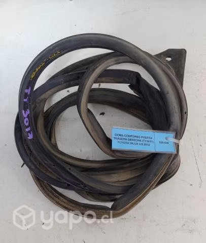 Goma Contorno Pta tras der (TY3017) Toyota Hilux