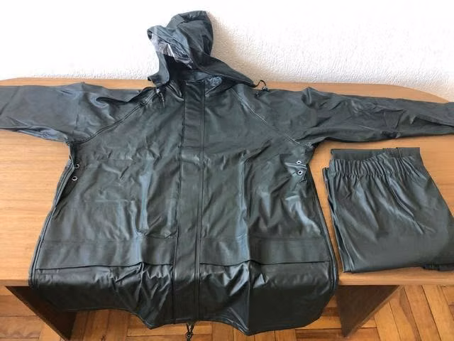 Traje impermeable antiácido - Imagen 3