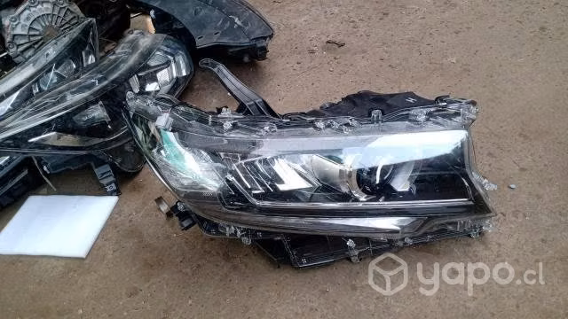 Optico derecho land cruiser 2019-2022 original