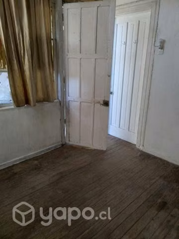 Arriendo pieza la Cisterna Metro Parron