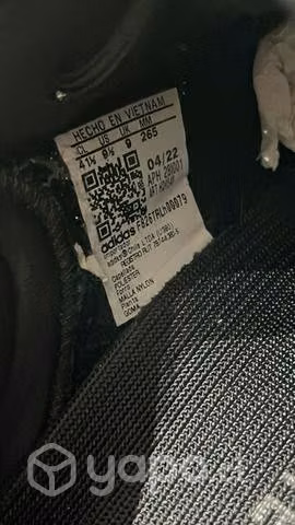 YEEZY 350 v2 onyx 9,5 - Imagen 6