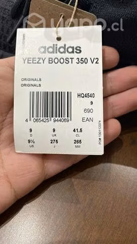 YEEZY 350 v2 onyx 9,5 - Imagen 5