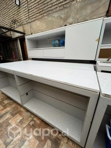 Mesones y muebles para almacén