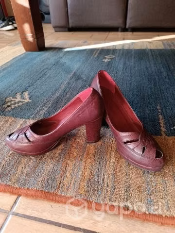 Zapatos marca Zei número 37
