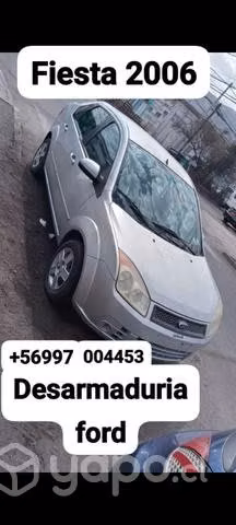 Maleta Ford fiesta 2006