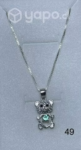 Dijes con esmeraldas y cadenas en plata 925