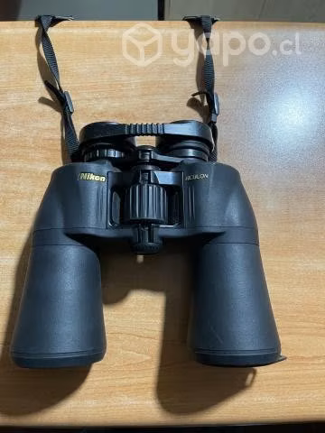 Nikon Aculon A211 7X50