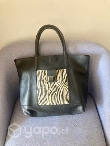 Cartera marca MNG (Mango) 100% cuero 20.000