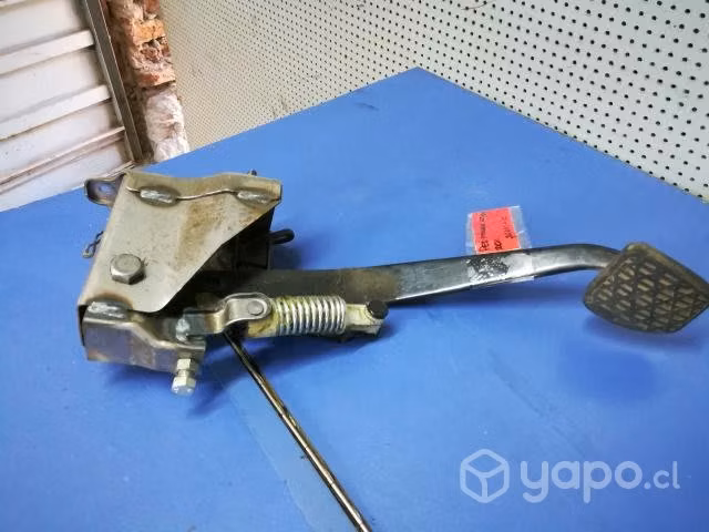 Pedal embrague Ssangyong Actyon 2007 al 2012