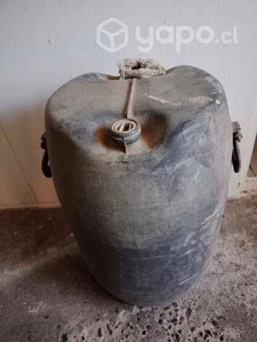 Bidón contenedor de agua