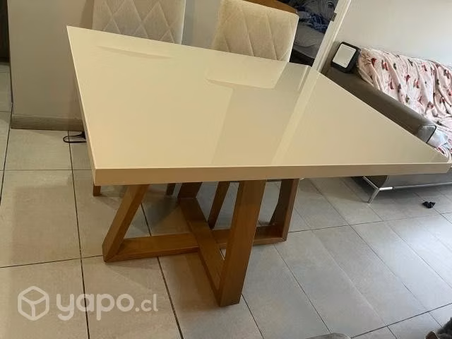 Hermoso comedor cubierta vidrio - Imagen 2