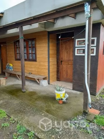Se vende casa de 2 pisos cerca de Nueva Imperial