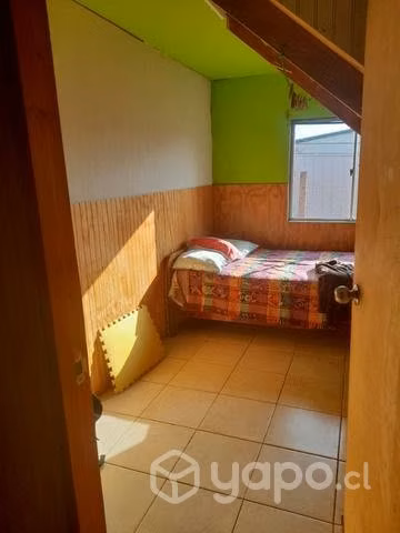 Se vende casa de 2 pisos cerca de Nueva Imperial