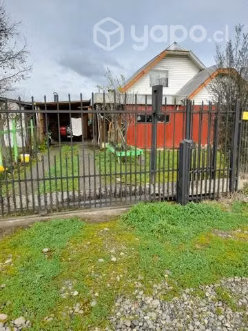 Se vende casa de 2 pisos cerca de Nueva Imperial