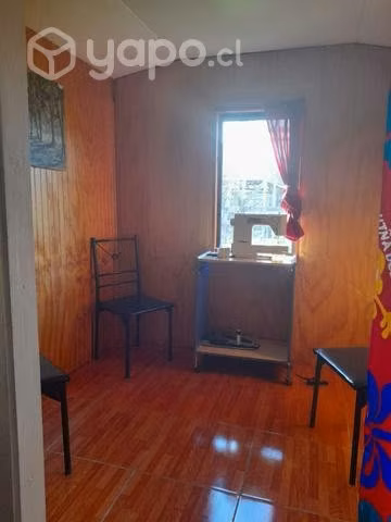 Se vende casa de 2 pisos cerca de Nueva Imperial
