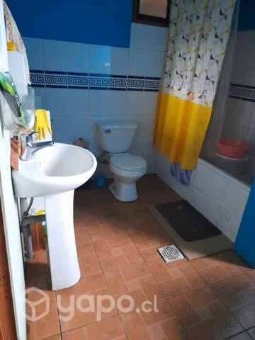 Se vende casa de 2 pisos cerca de Nueva Imperial