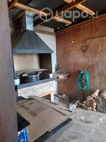 Se vende casa de 2 pisos cerca de Nueva Imperial