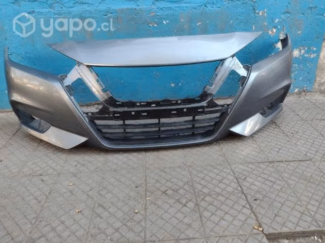Parachoque del Nissan Versa 2019-2023