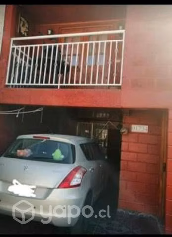 Pieza con balcón