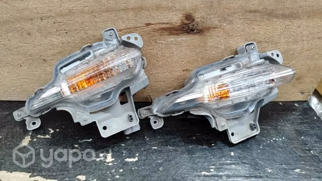 Neblinero Mazda  Rh /rgd01m02j