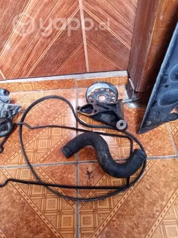 Motor desarmado de toyota yaris 2015