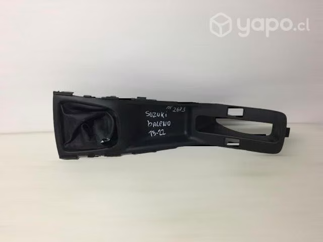 Tapiz consola central suzuki baleno 2015 2022