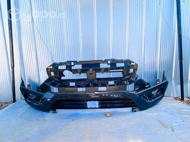 Máscara parachoque Suzuki scross