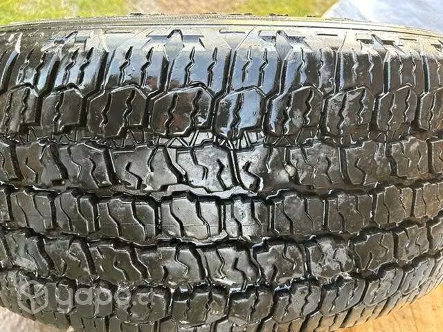 4 Llantas con neumáticos 275/55 R20 nuevos, Aro 20