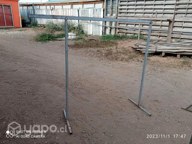 Percheros para feria o exivicion - Imagen 3