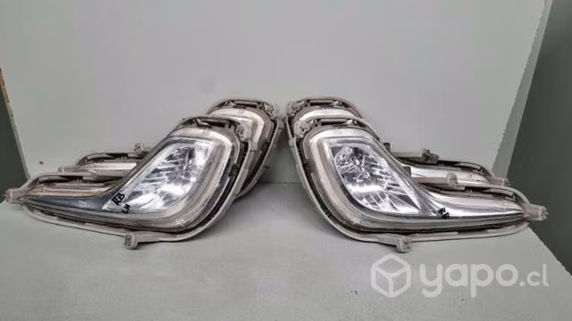 Neblinero hyundai accent rb dmg la cisterna 02.33