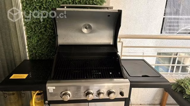 Se vende parrillera con cilindro de gas