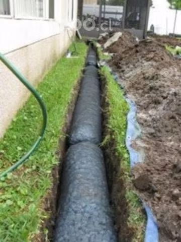 Construcción de drenajes para jardines y captura